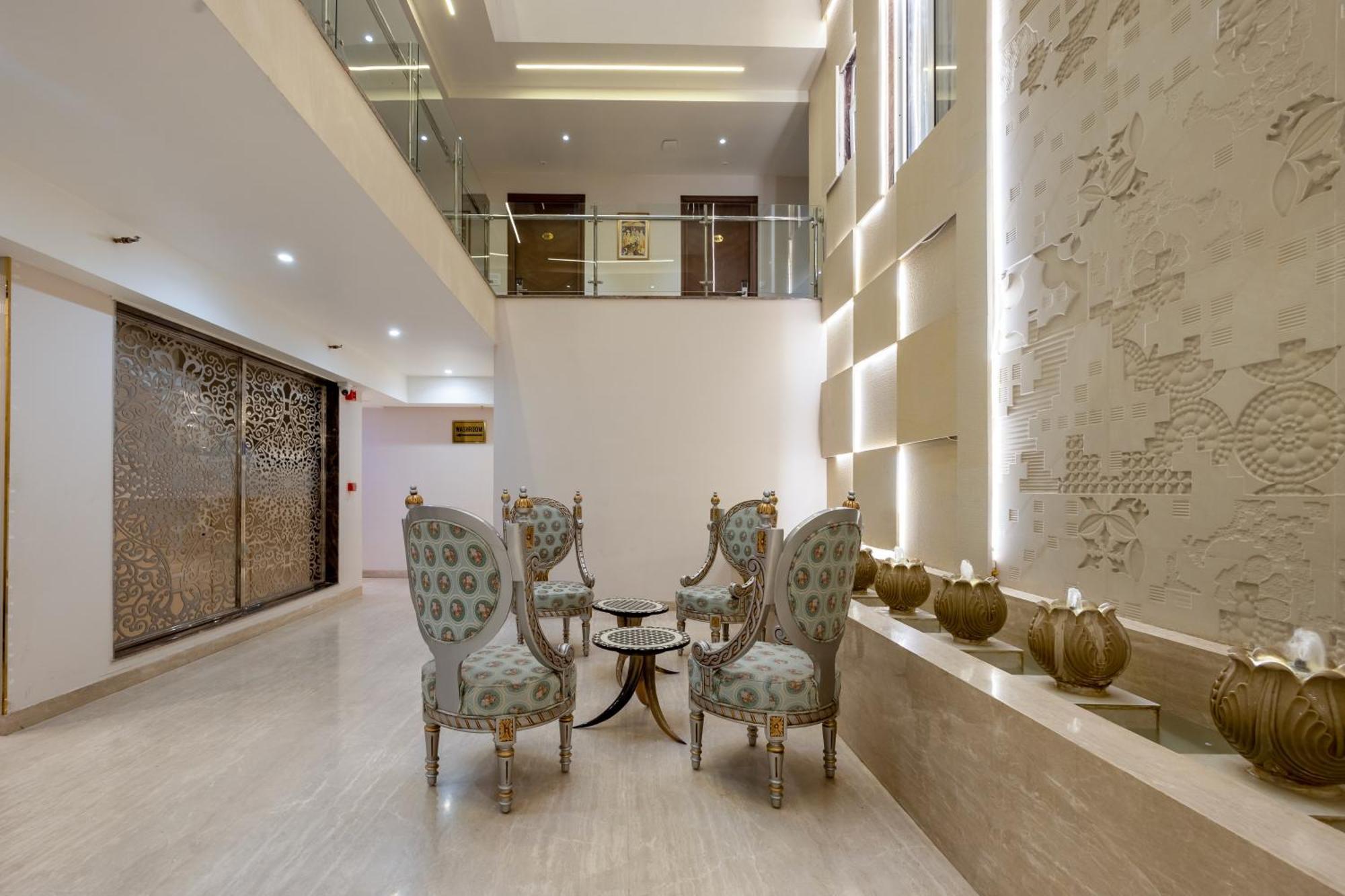 Hotel Ginger Palace Delhi Airport New Delhi Bagian luar foto