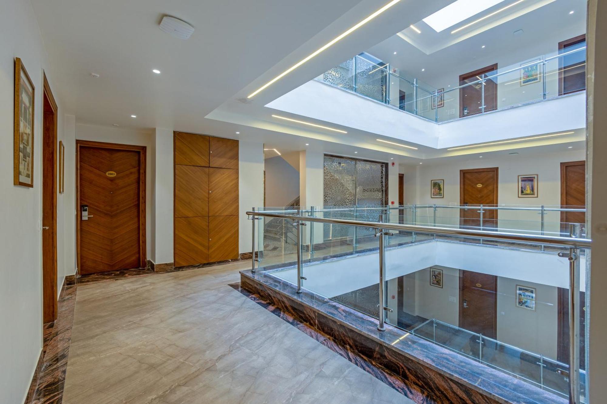 Hotel Ginger Palace Delhi Airport New Delhi Bagian luar foto