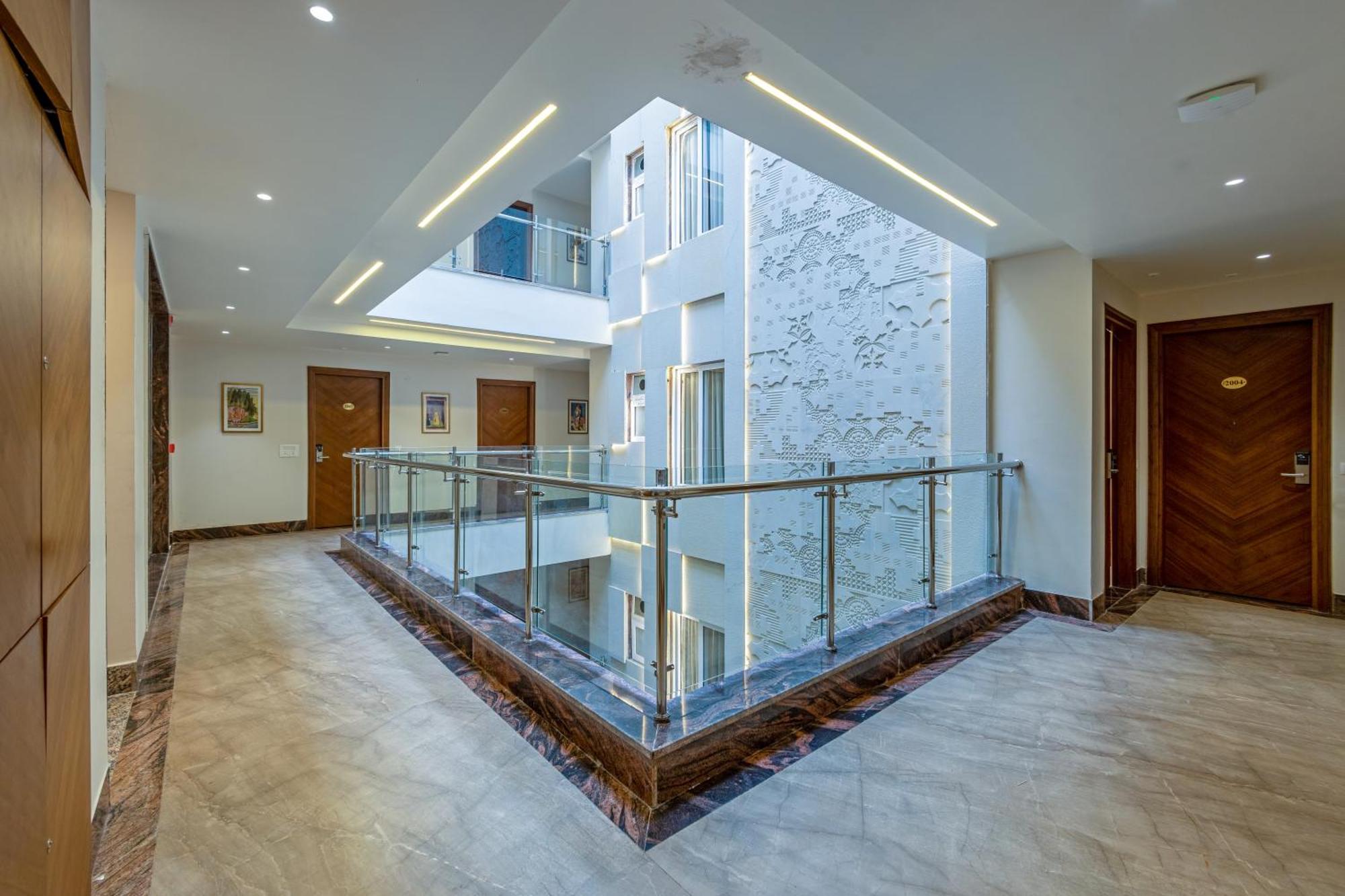 Hotel Ginger Palace Delhi Airport New Delhi Bagian luar foto